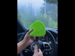 1 Windshield Cleaning Tool+ 3 Replacement Pads